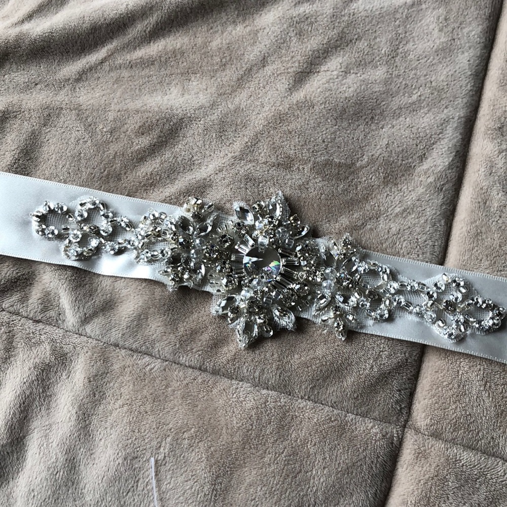Michelle Roth satin bridal belt never worn
